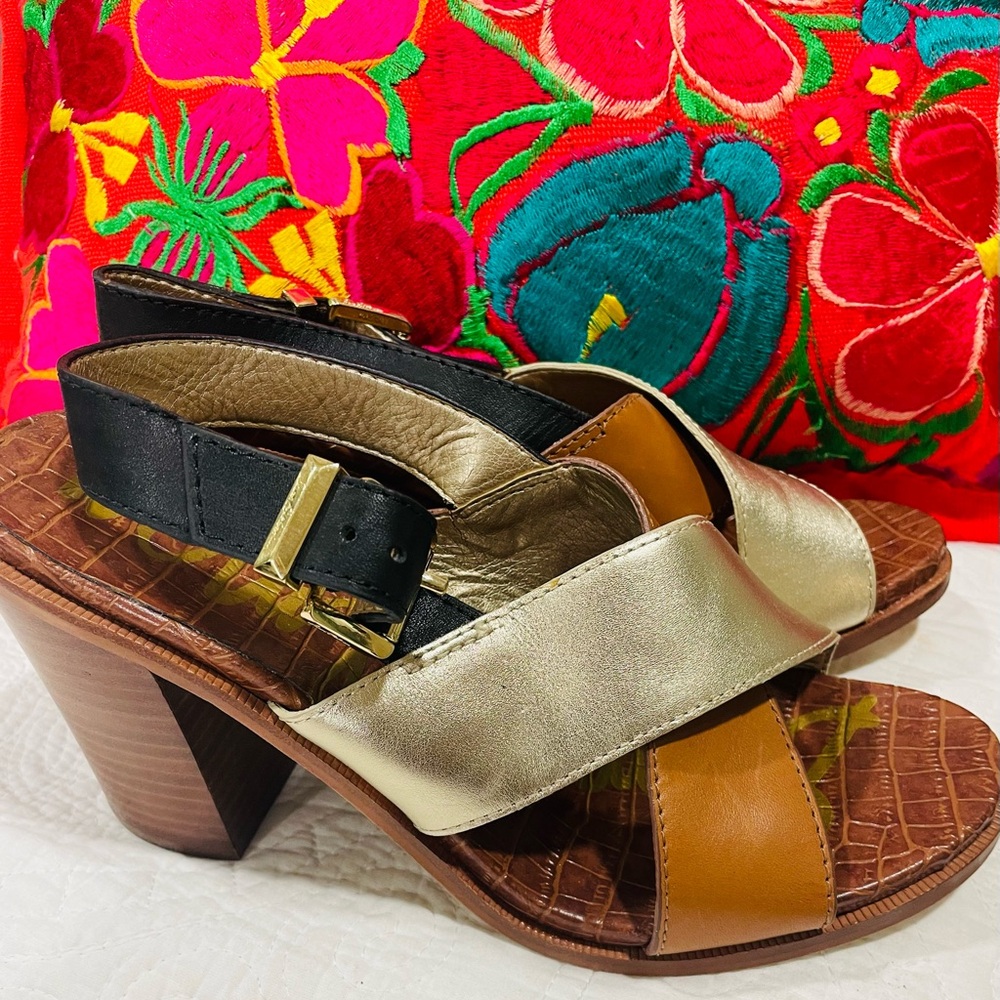 Sam Edelman - Picture 3 of 5